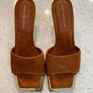 Square toe mules